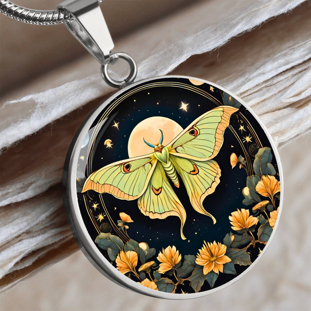 Luna moth pendant, Luna moth jewelry , Butterfly Celestial pendant, Lunar Cycle, Cottagecore insect jewelry, Metaphysical actias luna Chain